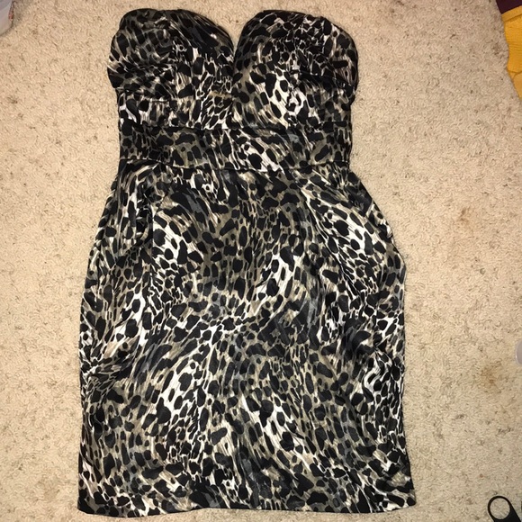 Dresses & Skirts - Dress